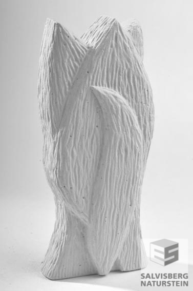 275